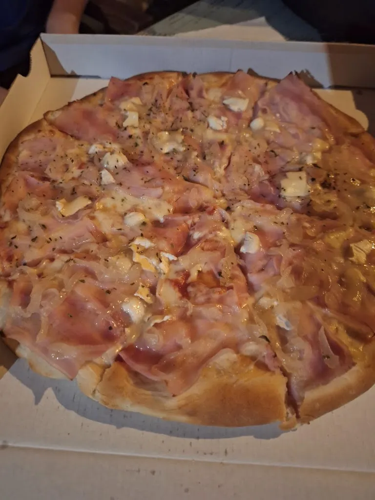 Alejandro Carbajo_Restaurante Pizzería Élite_Alovera_review