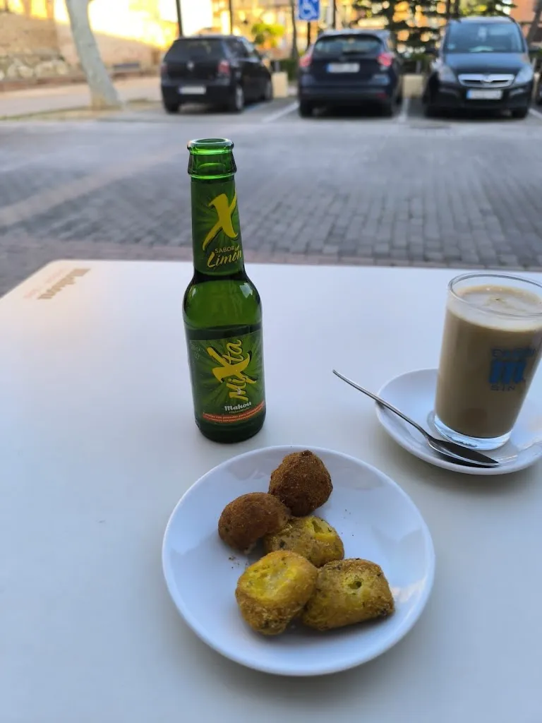 Salva L. A._Bar El Nuevo Porton_Alovera_recensione