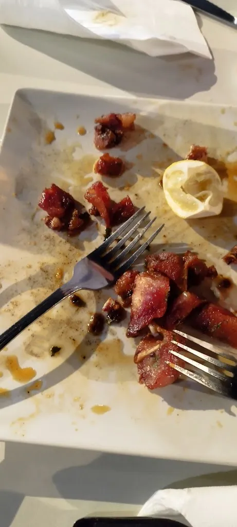 jefferson bermudez_Bar El Nuevo Porton_Alovera_recensione