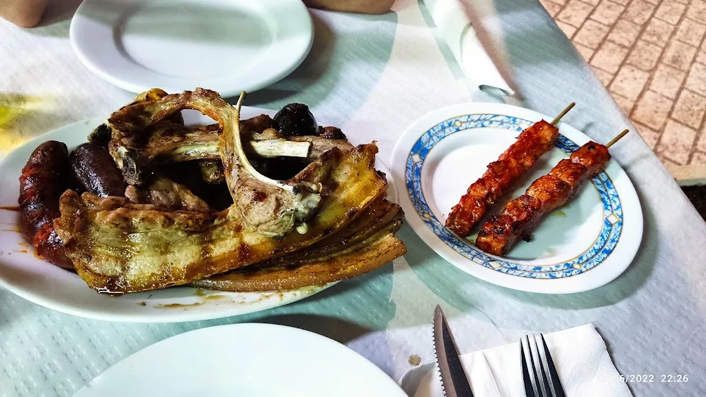 Marita Malogu_Bar Parrilla La Pisicina_Alovera_review