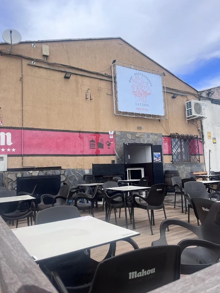 Bar-restaurante la unión_Armuña de Tajuña_slider_image_1