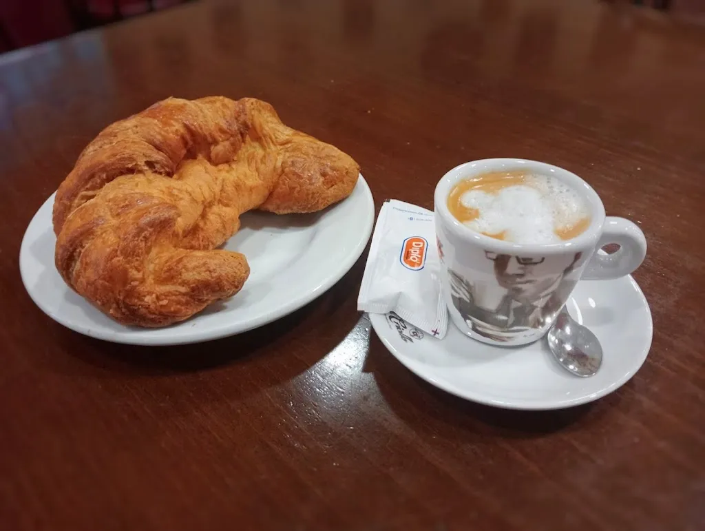 Bar Restaurante Hostal Morris_Armuña de Tajuña_slider_image_2