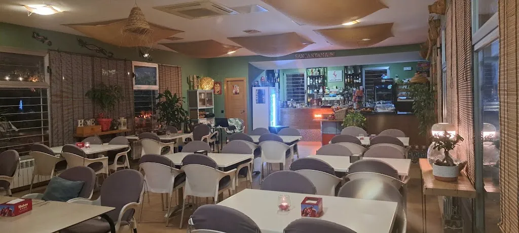 Sargantana-restobar restaurant in Armuña de Tajuña