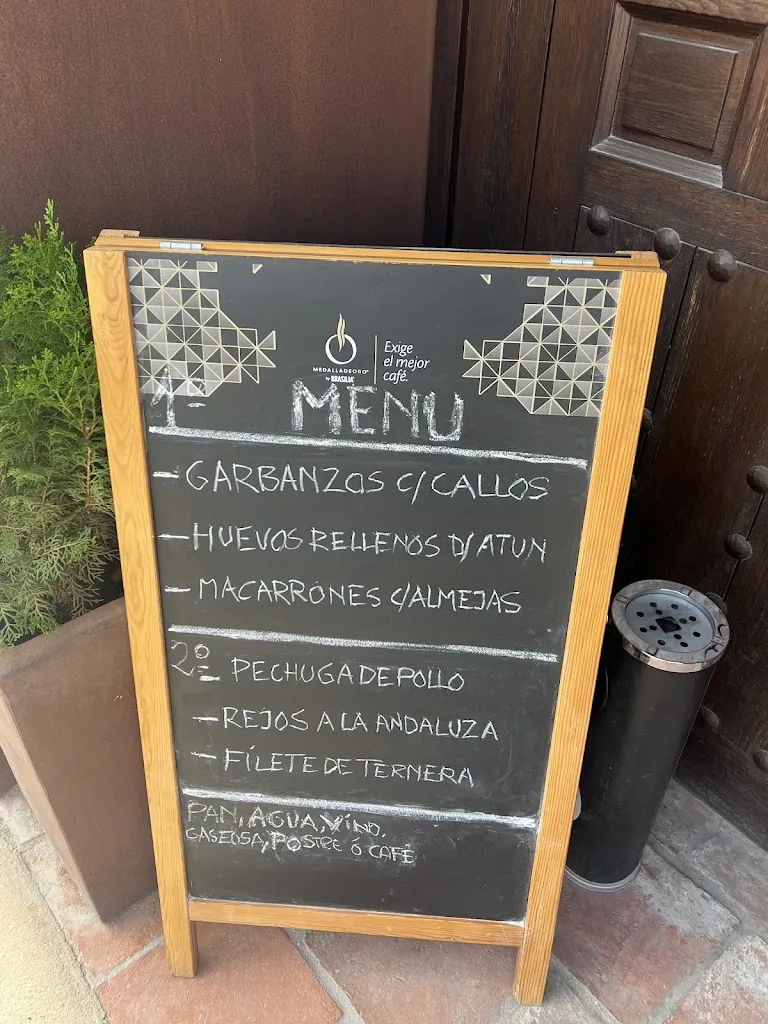 Menu_Restaurante - Hotel Rural El Salero_Atanzón_immagine_4