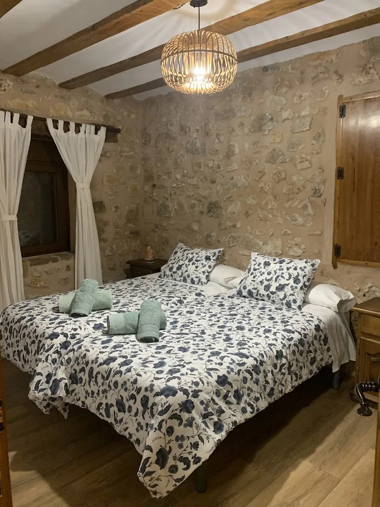 Casa Rural Casa el Cura_Campillo de Dueñas_slider_image_2