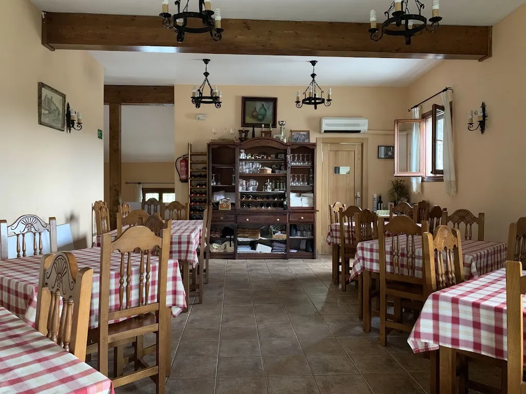 Bar-Restaurante “Los Manzanos”_Campillo de Ranas_slider_image_1