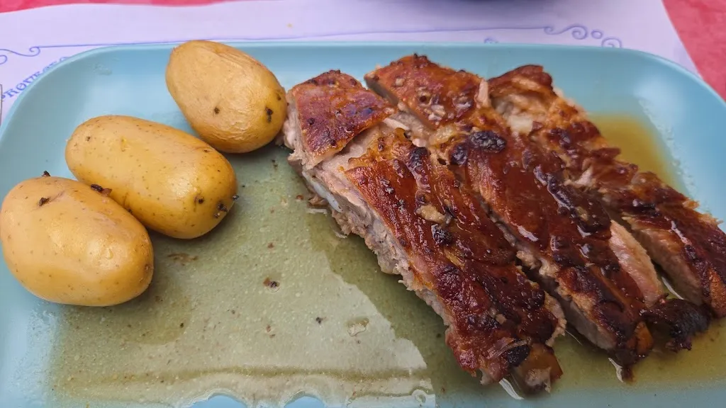 Alejandro Reino Romero_Quiosco de verano_Casa de Uceda_review