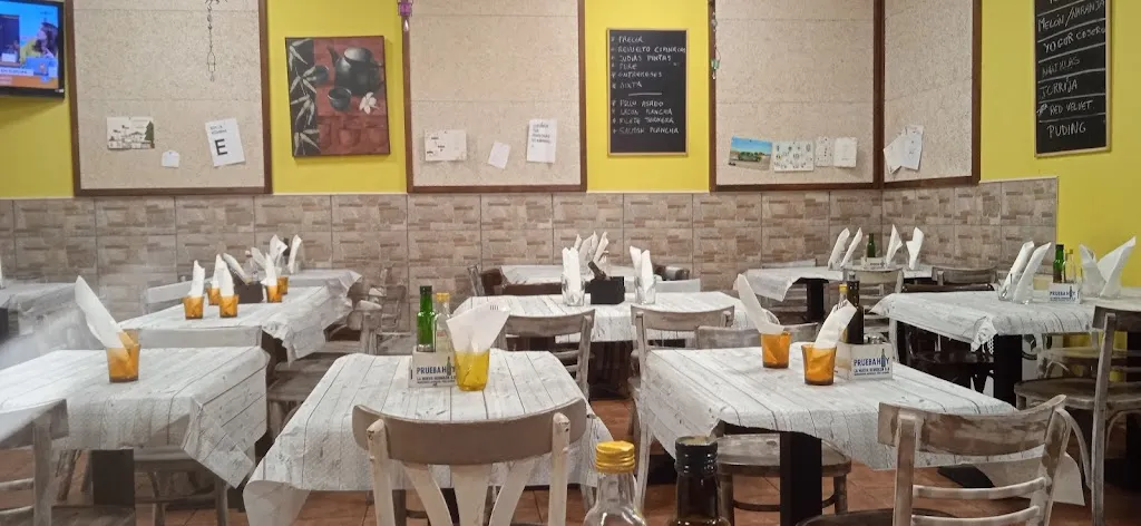 Restsurante Casa Julia_Cabanillas del Campo_slider_image_1