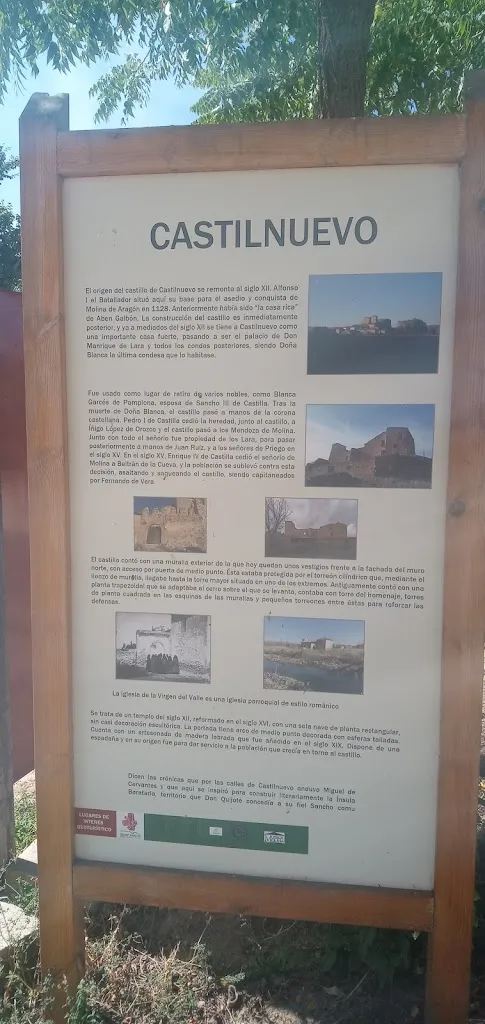 Cesar Yague Morcillo_La Ínsula de Castilnuevo_Castilnuevo_review