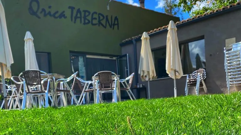 Qrica Taberna restaurant in Castilnuevo