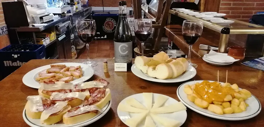 Menu_Restaurante Hostal Joselena_Chiloeches_image_7