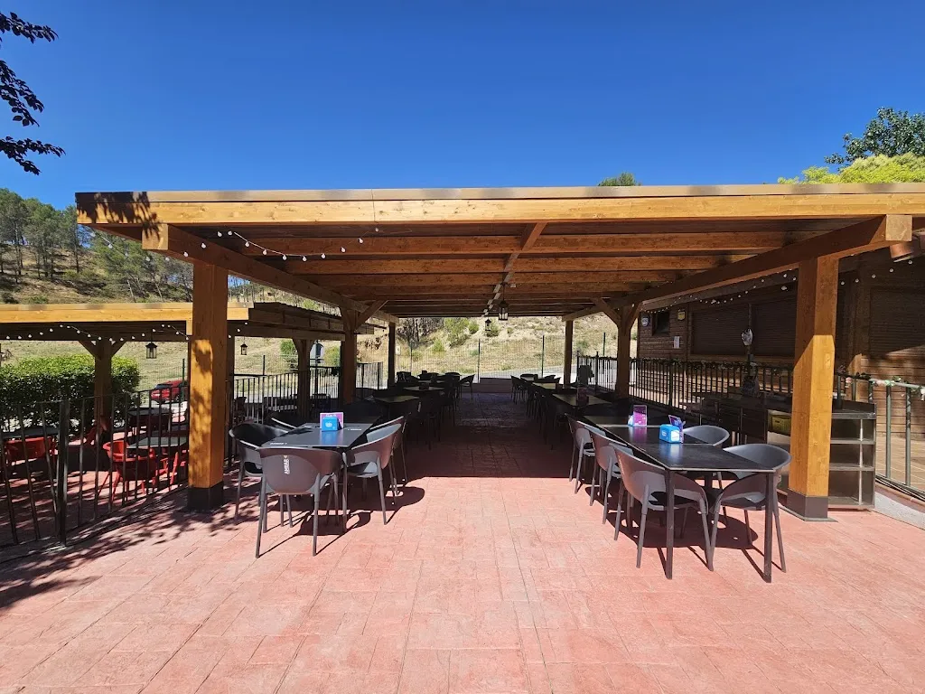 Bar piscina municipal chiloeches_Chiloeches_slider_image_1