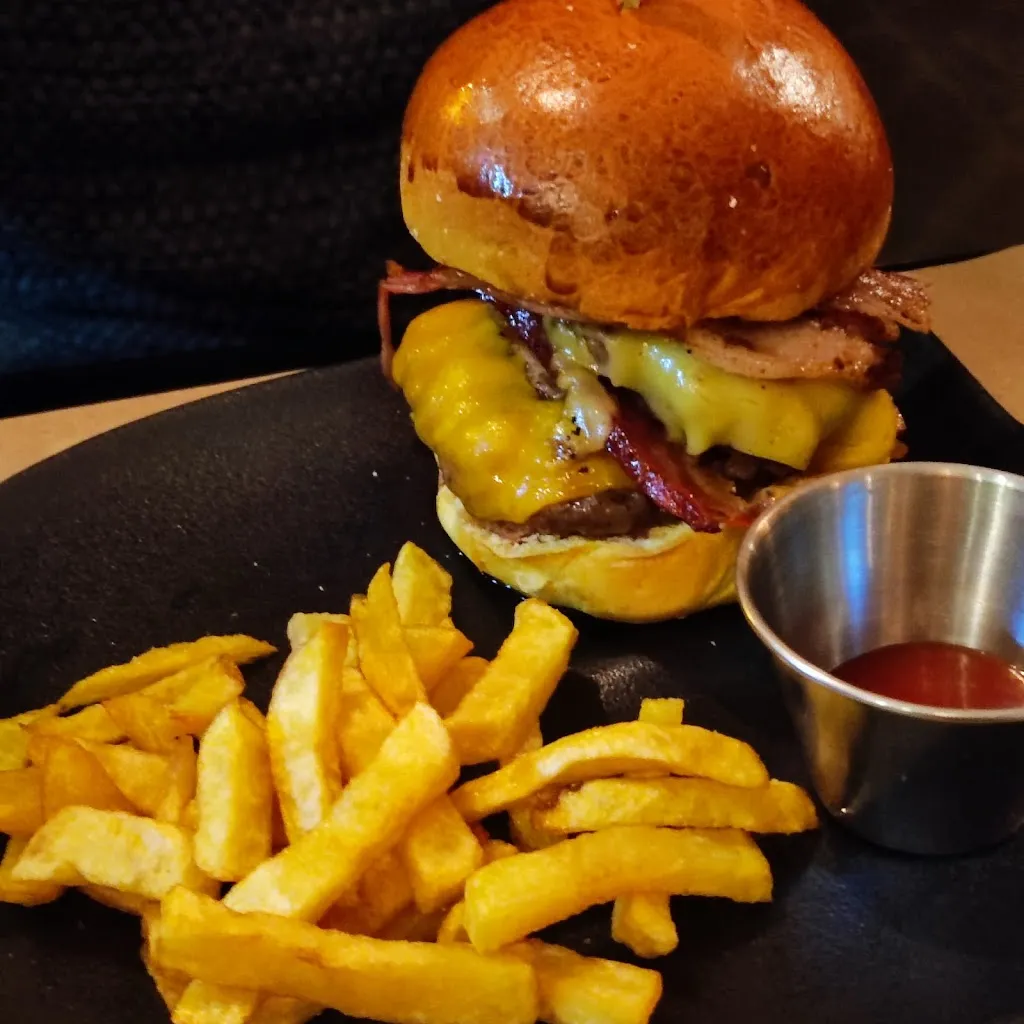 Azucena C._LA SILLA ENCANTADA_Azuqueca de Henares_review