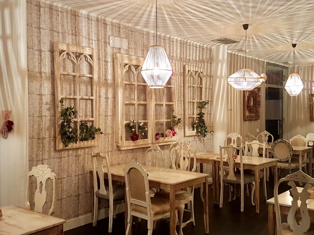 LA SILLA ENCANTADA restaurant in Azuqueca de Henares