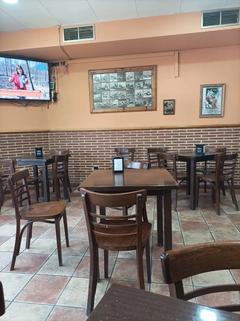 Mesón Cambio de Tercio_Azuqueca de Henares_slider_image_3