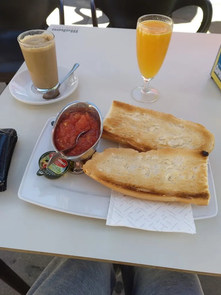 Menu_Cafetería Calleja_Azuqueca de Henares_immagine_7