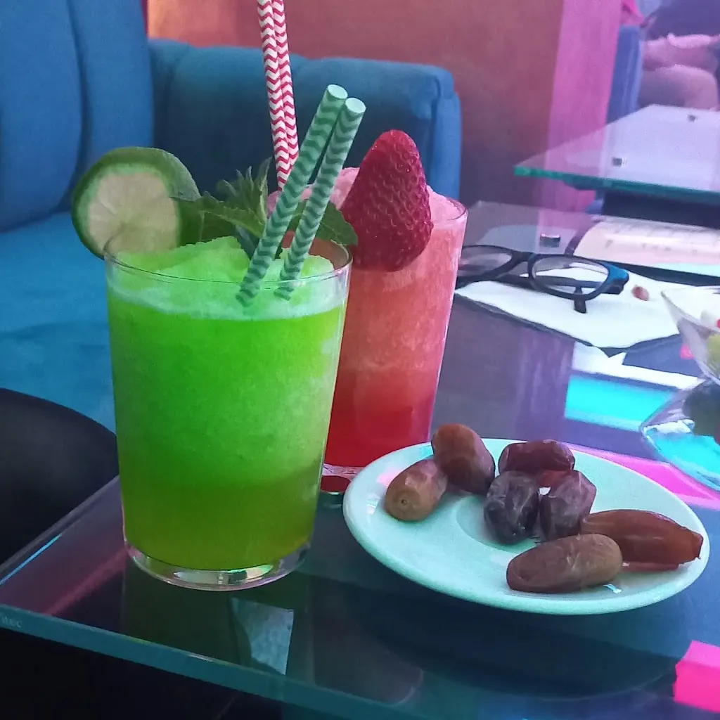 Eva Gonzalez Falcon_Cafeteria restaurante DUBAI_Azuqueca de Henares_review