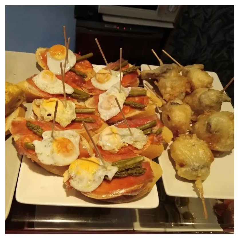 Toril Nº 5 Café Bar_Cincovillas_slider_image_3