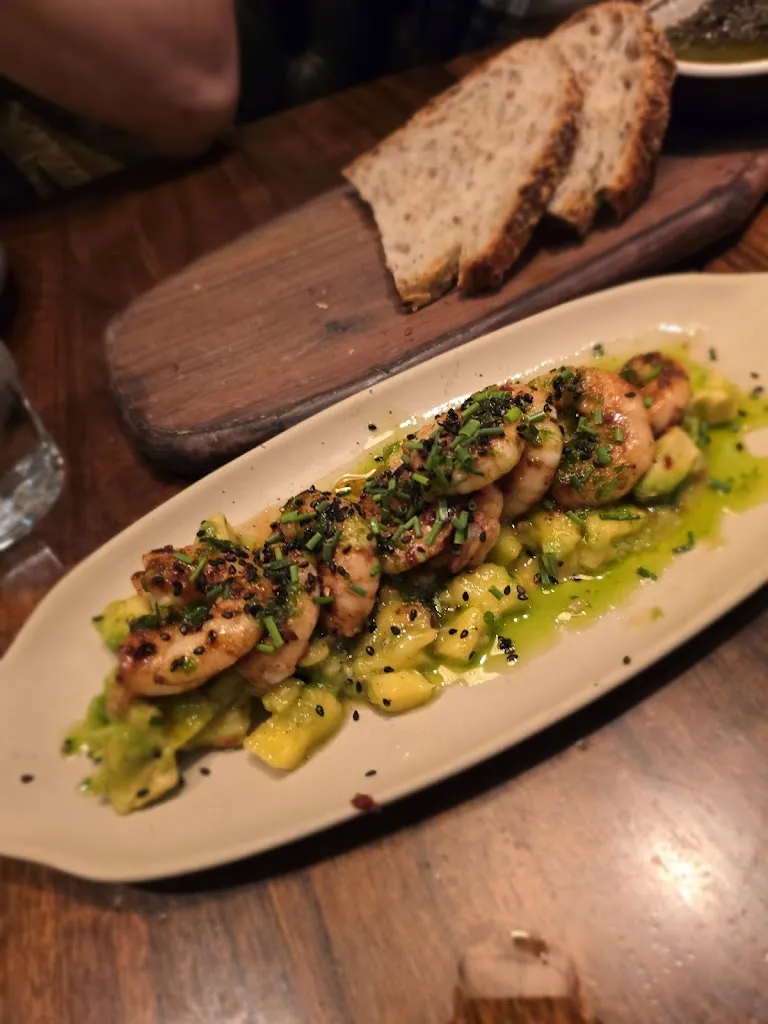 Jonathan S. Ng_La Pescadería & Club Fishermans I Hermosilla_Escamilla_review