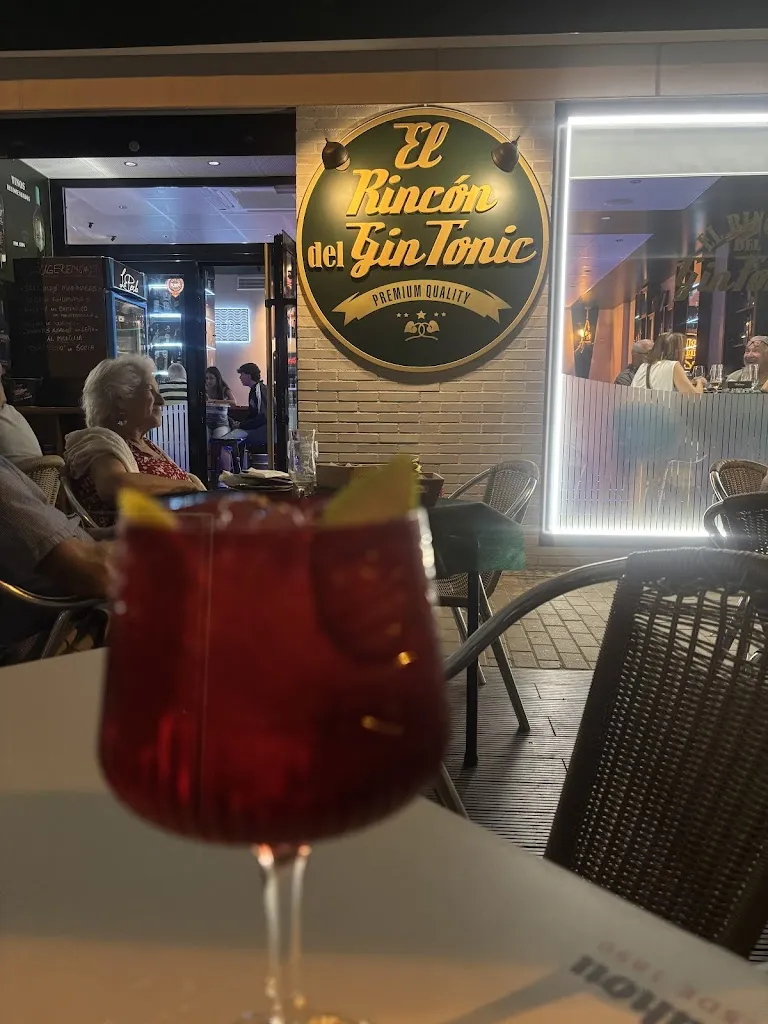 Paco Garrigues Francés_El Rincón del Gin Tonic_Fuembellida_Bewertung