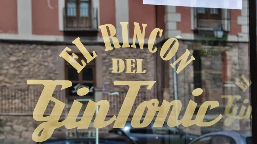 El Rincón del Gin Tonic_Fuembellida_slider_image_3