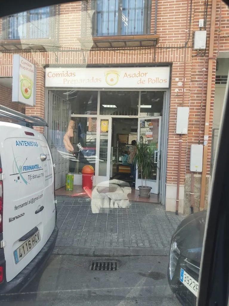 C. C. Fdz_Guisoteo Pollos Al Carbón_Casar El_review