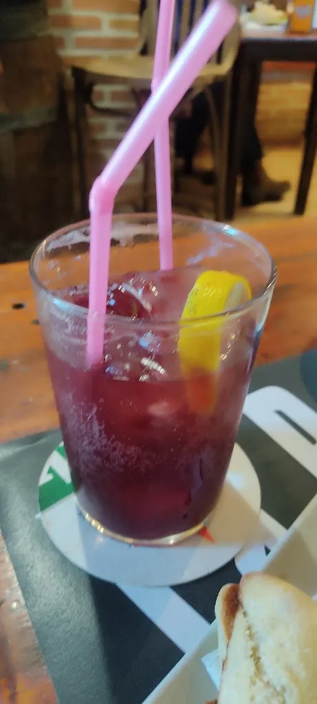 Bar La Escalera_Casar El_slider_image_3