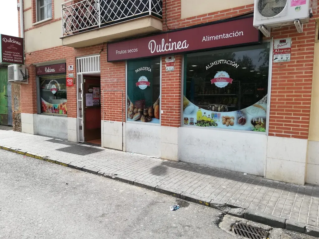 Panadería y golosinas Dulcinea restaurant in Casar El