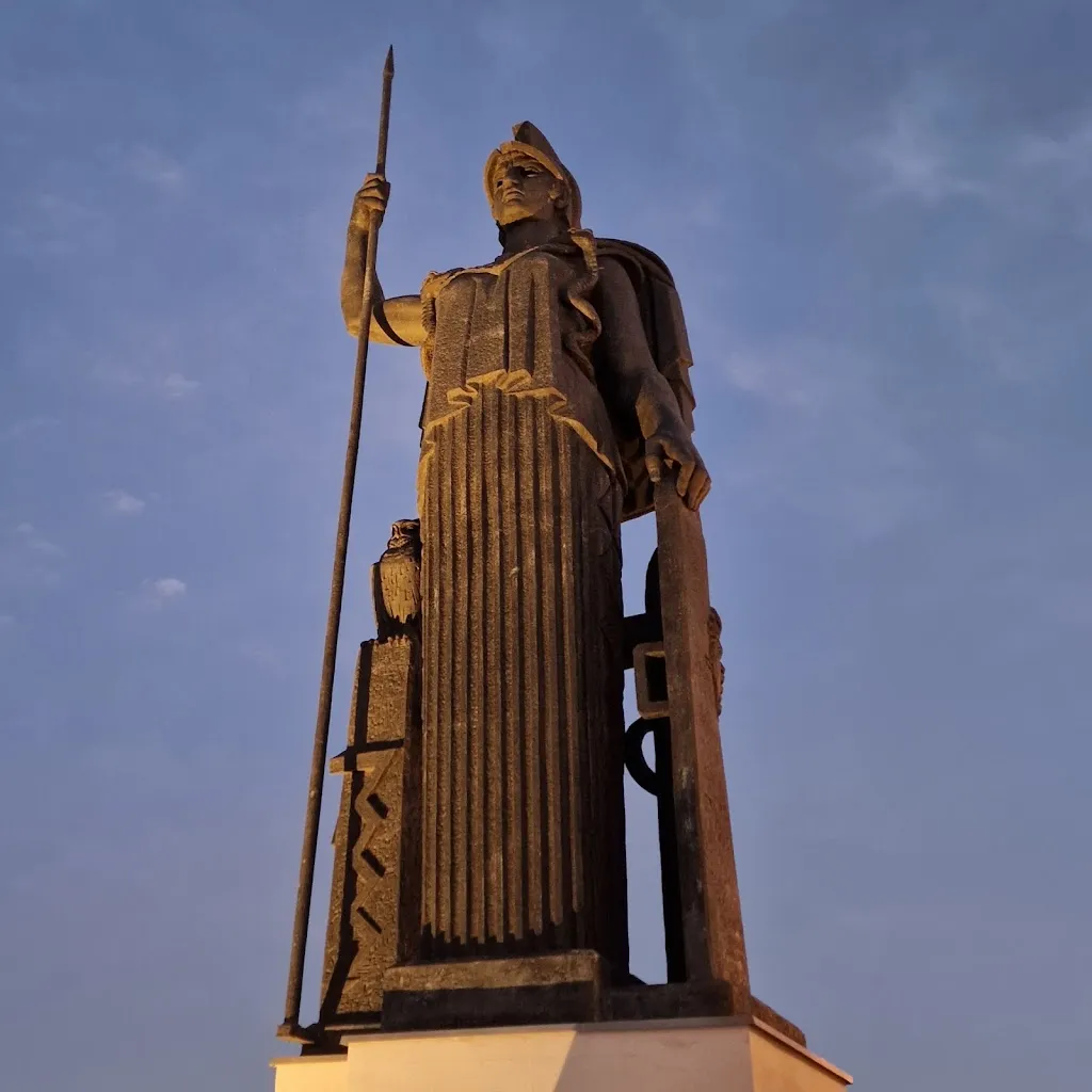 Andrew Robin_Azotea del Círculo_Hijes_review