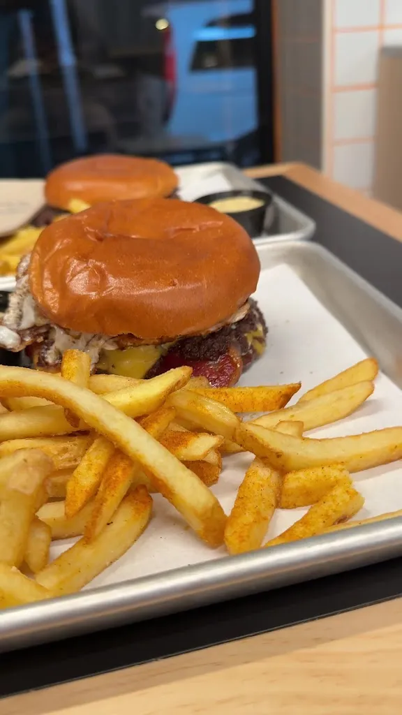 BASICS by Goiko_Hita_slider_image_2