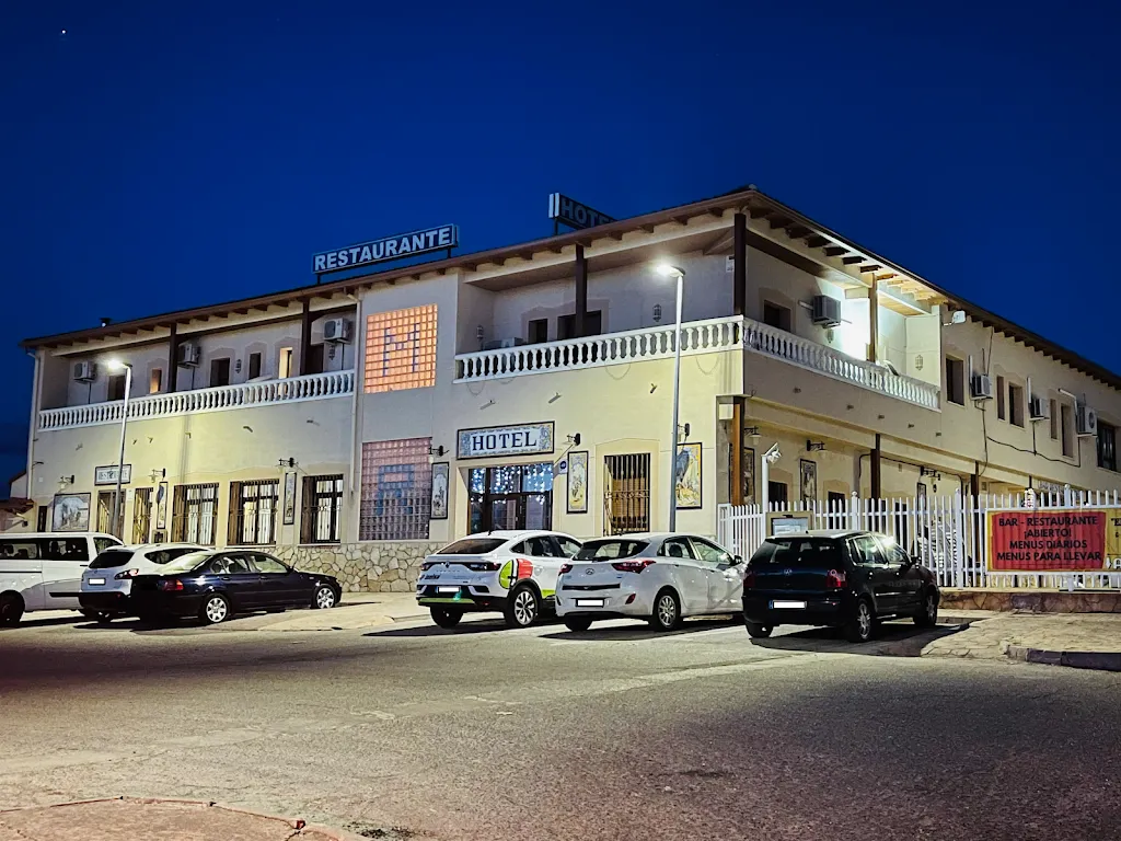 Ballestar Hotel Bar & Grill restaurant in Illana