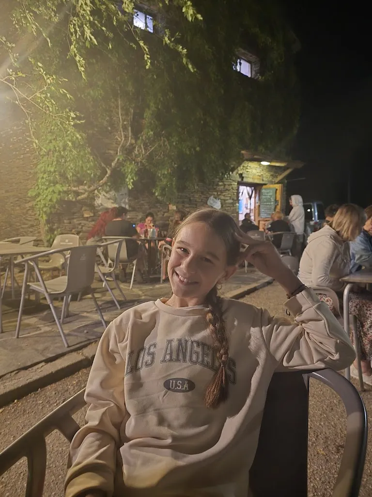 Elly_Taberna Contrabajo_Majaelrayo_review