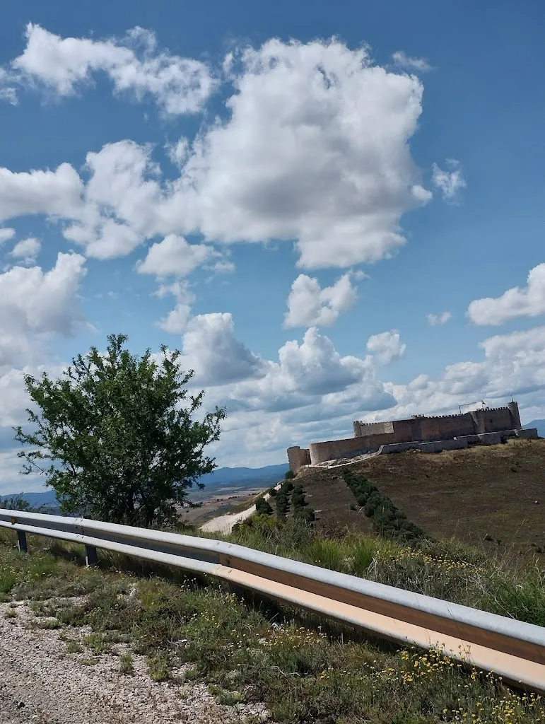 Rose Halandumon_Castillo del Cid de Jadraque_Jadraque_review