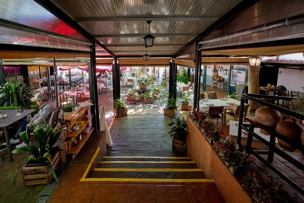 Restaurante Mesón El Rodeo_Málaga del Fresno_slider_image_1