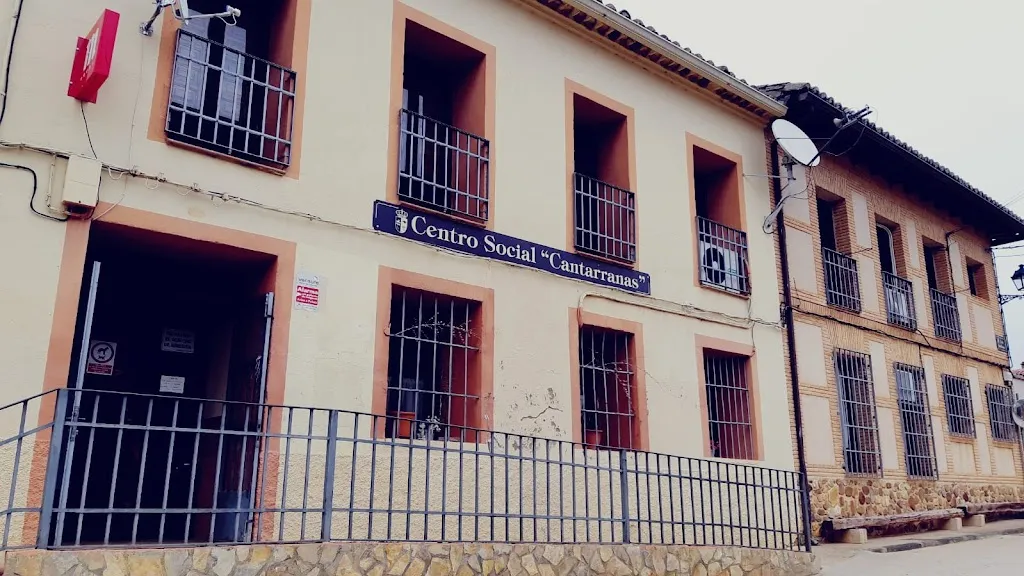 Centro Social Canta Ranas_Matarrubia_slider_image_3