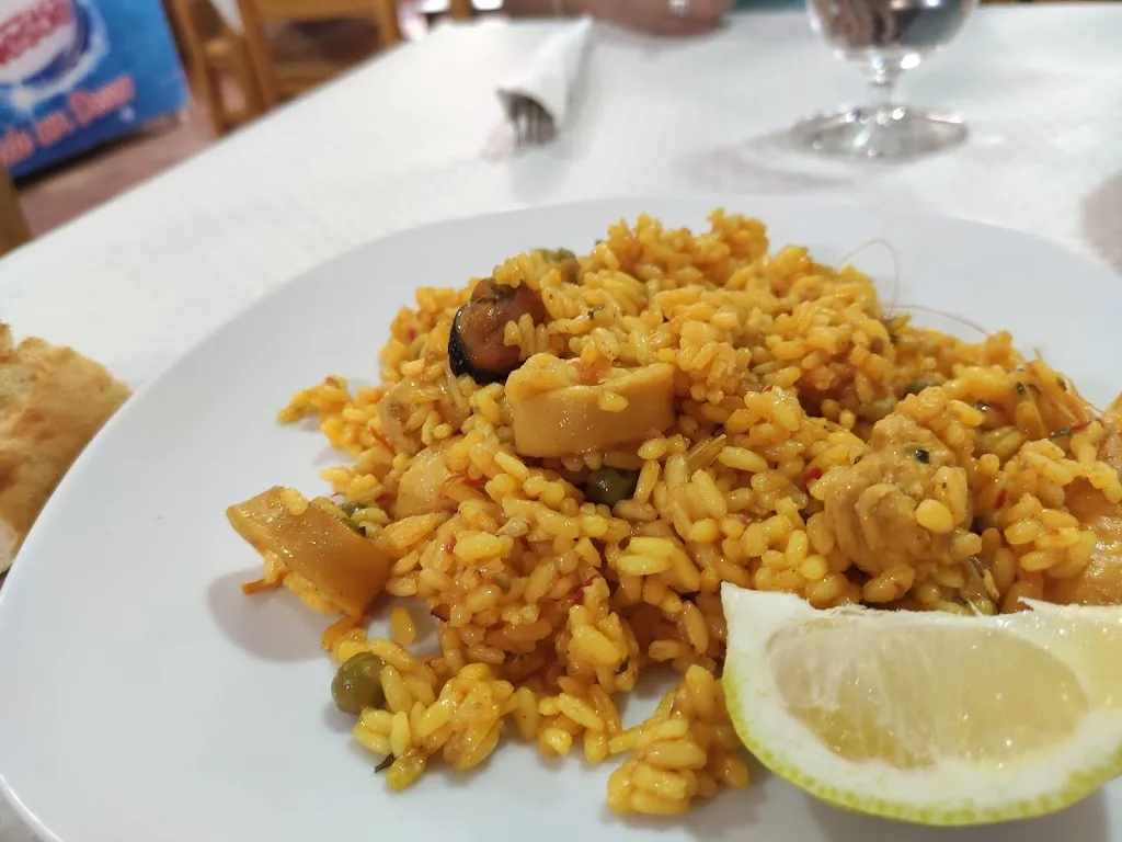 Pau Franco Badenes_BAR RESTAURANTE LA NAVA._Maranchón_recensione