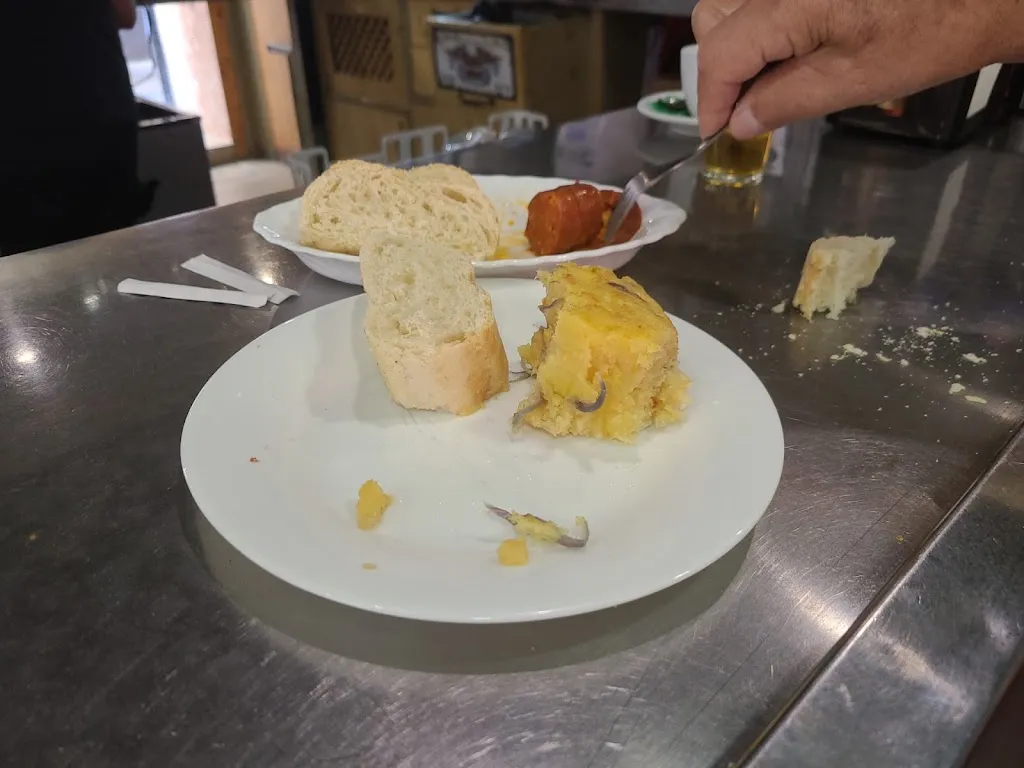 Rodrigo Fernández Ambrós_Bar Restaurant MARCOS_Maranchón_review