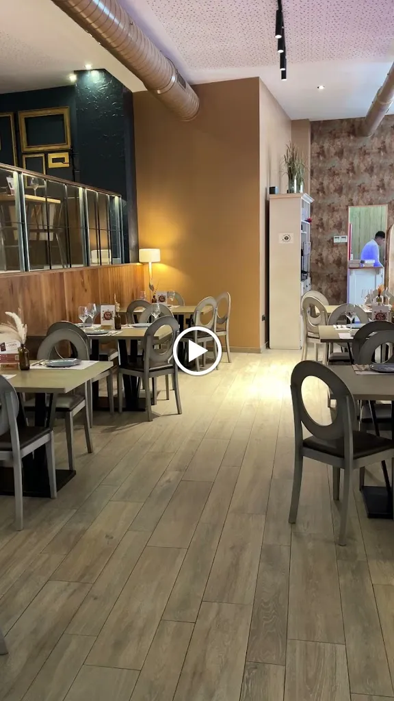 La Mafia se sienta a la mesa_Hueva_slider_image_2