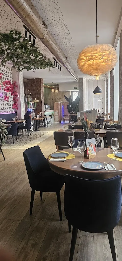 La Mafia se sienta a la mesa_Hueva_slider_image_3