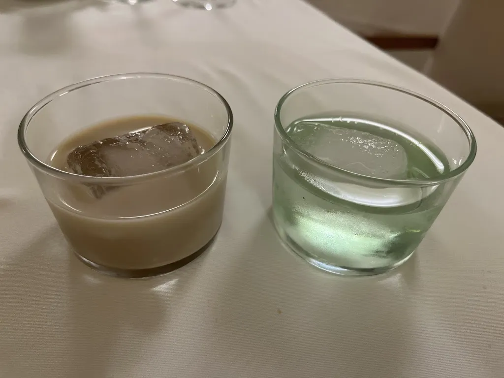 Robert Moore_Macha_Hueva_review