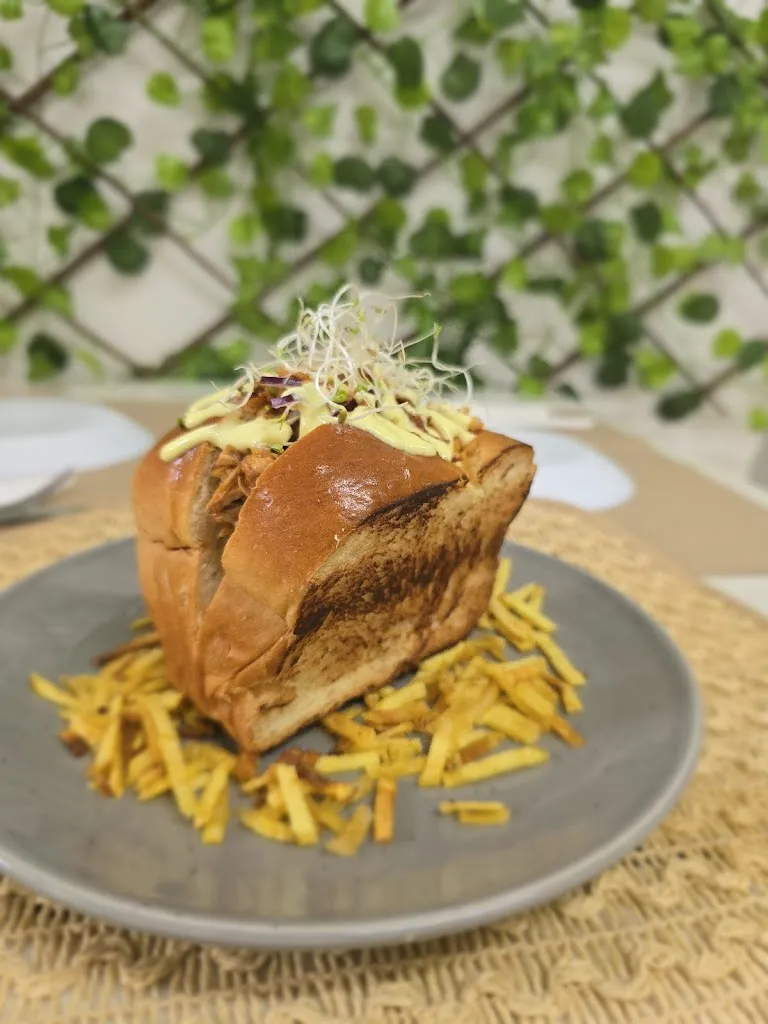 bar buena vida_Hueva_slider_image_2