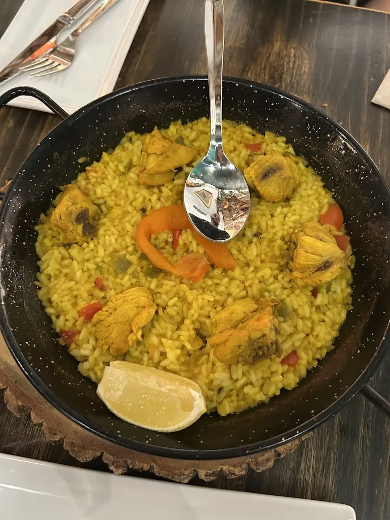 Lauren Miro_Taberna Restaurante El Típico Madrid_Olivar El_recensione