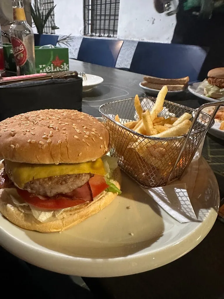 Ainara Alvarez_Bar Jabe_Marchamalo_review