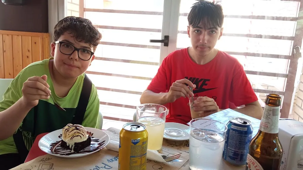 Juan carlos_Restaurante & Bar Piscina de Marchamalo_Marchamalo_review