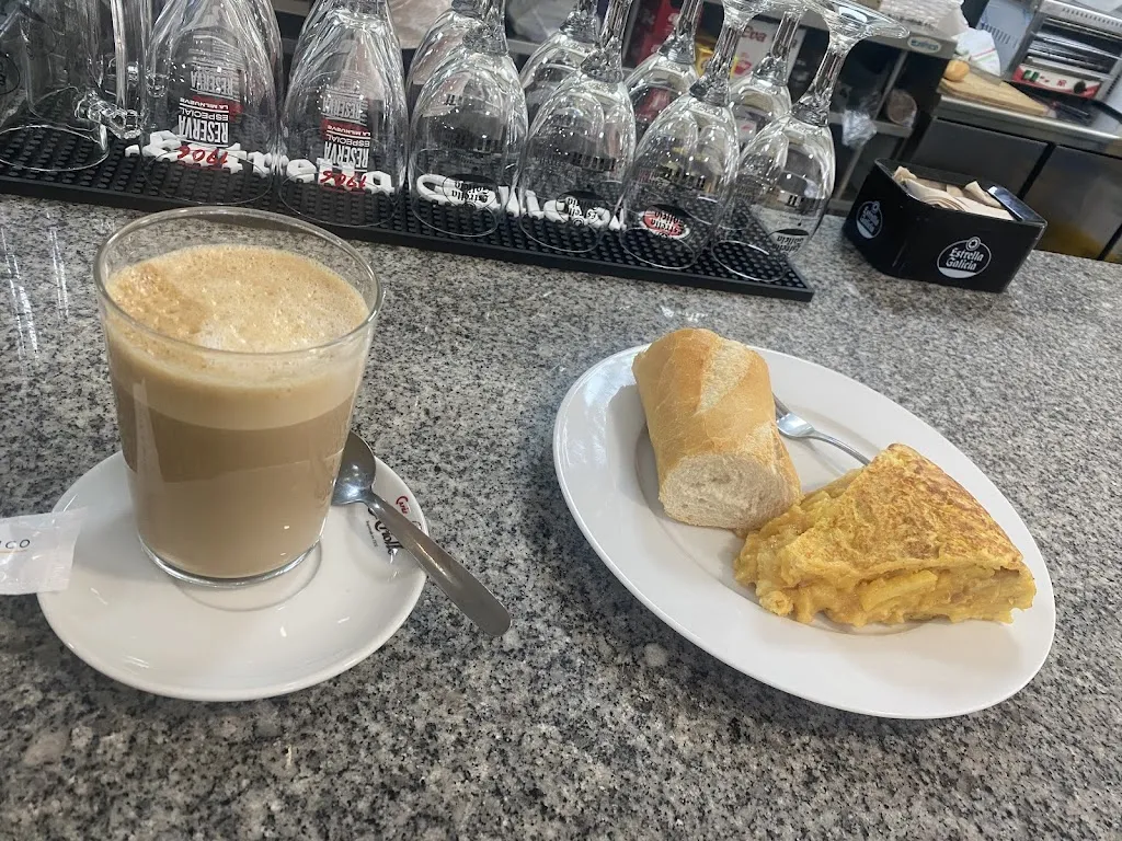 RAYMON F. B.G_Restaurante Bar El Moreno_Marchamalo_review