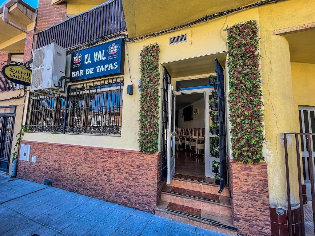 Bar de Tapas El Val restaurant in Marchamalo