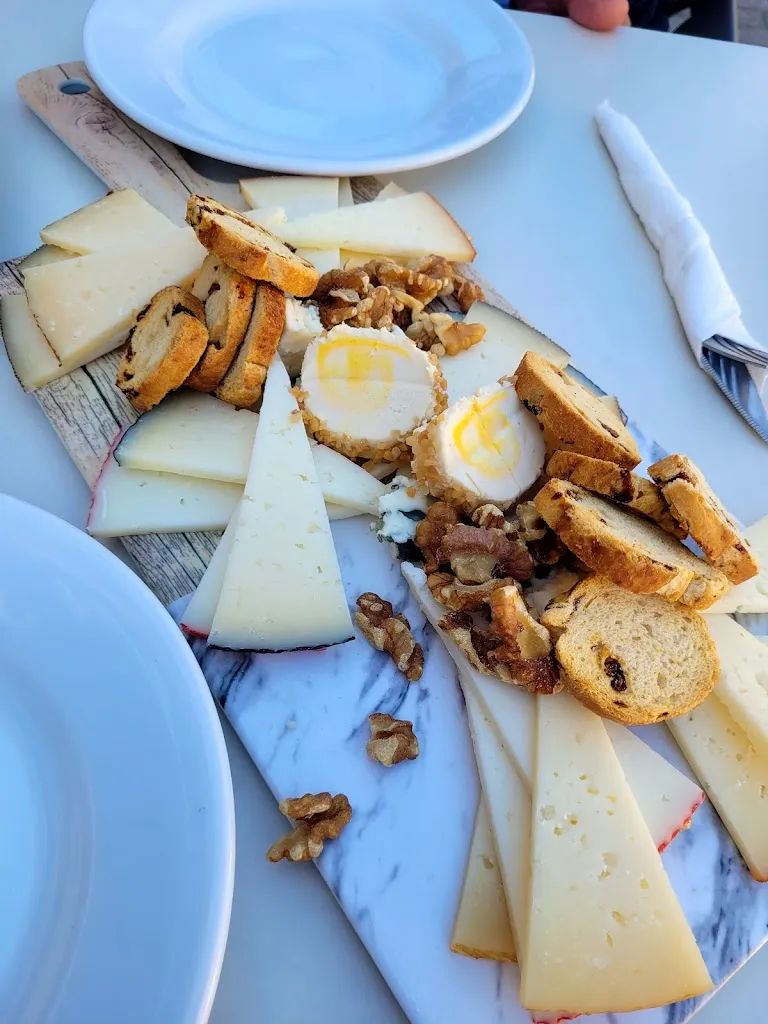 Bar de Tapas El Val_Marchamalo_slider_image_2