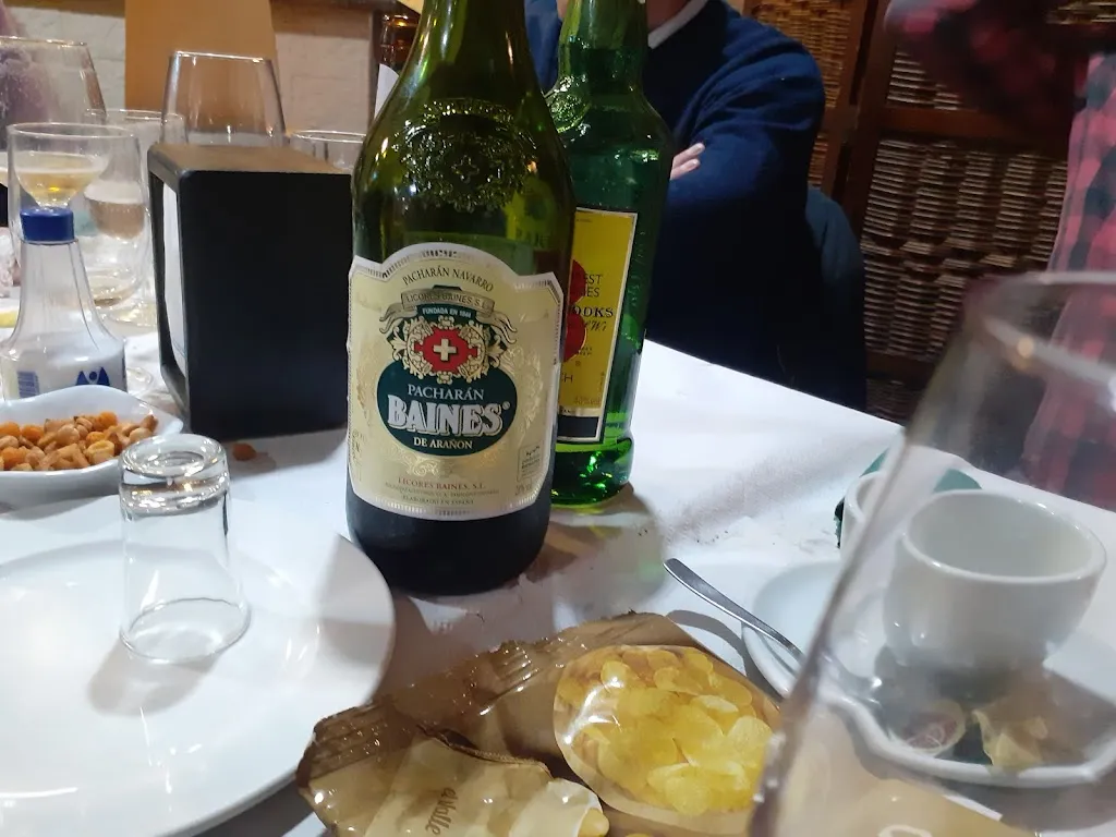 Menu_CÍRCULOS CAFETERÍA RESTAURANTE_Banyeres de Mariola_immagine_4