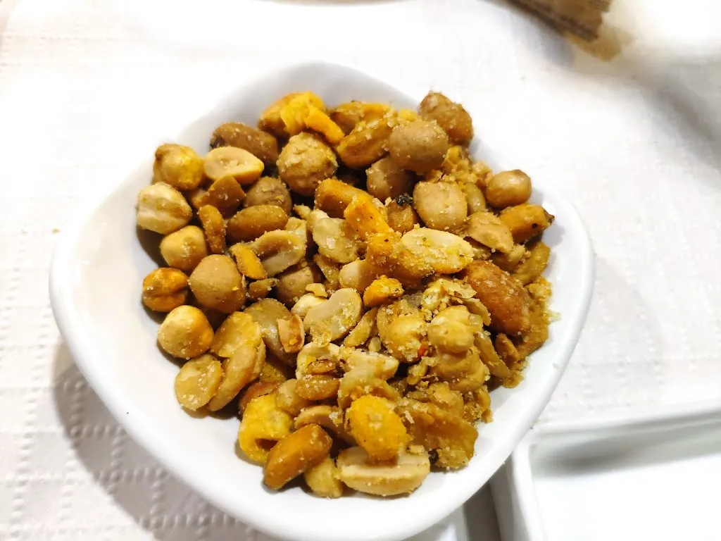 Menu_CÍRCULOS CAFETERÍA RESTAURANTE_Banyeres de Mariola_immagine_6