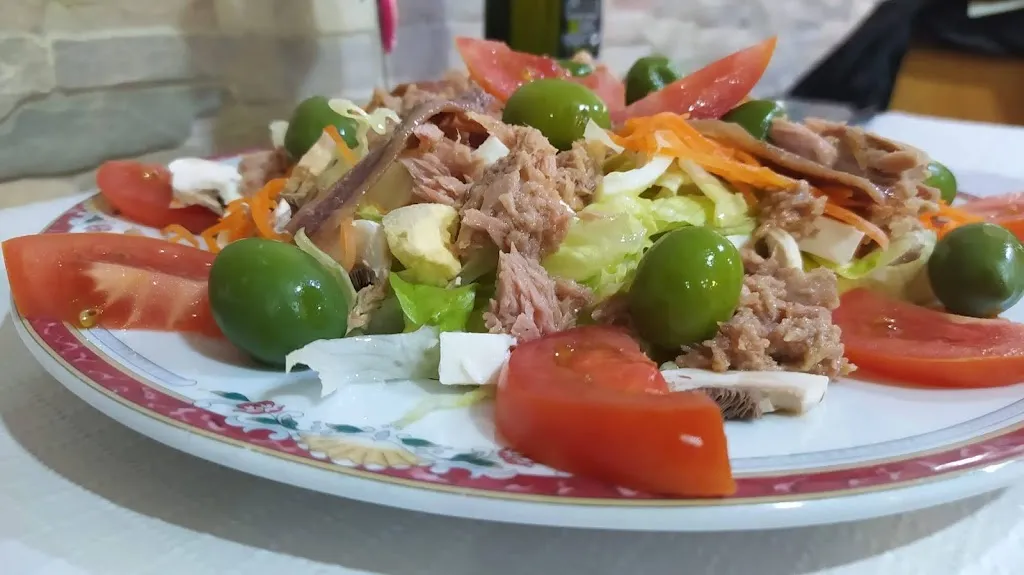 Menu_CÍRCULOS CAFETERÍA RESTAURANTE_Banyeres de Mariola_immagine_9